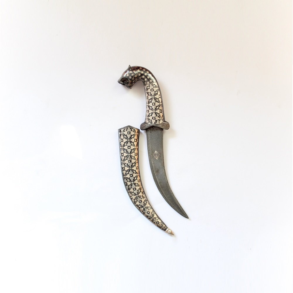 Tiger face dagger
